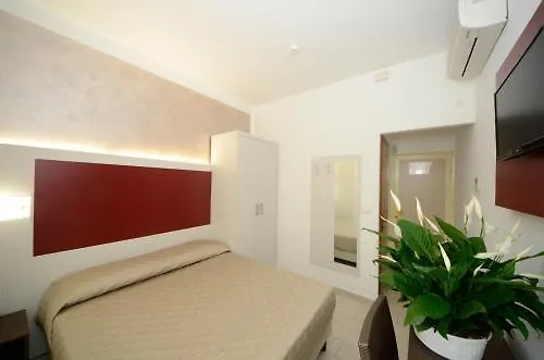 Hotel Lido Mazzini 로아노 2*,